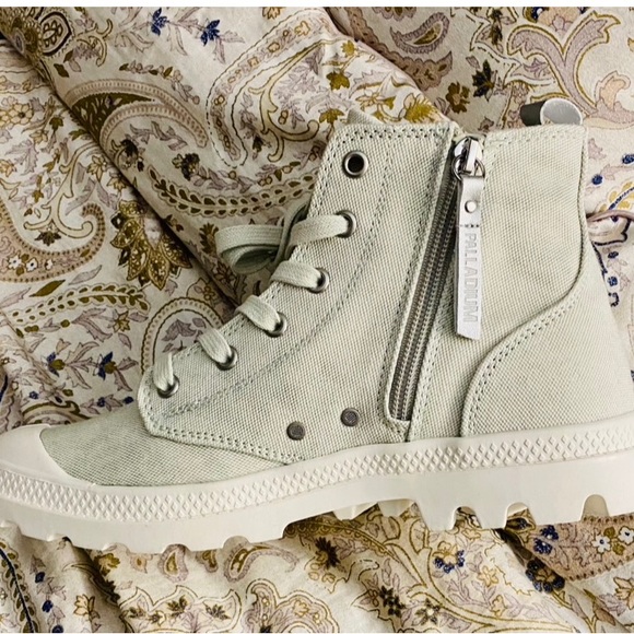 Palladium Pampa Hi Zip Combat Boots Women Size Whisper Green Desertwash NEW - Picture 8 of 9